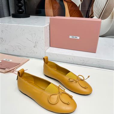 MIUMIU   2025新款女生休閒時尚鞋子
