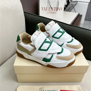 VALENTINO   2025新款女生休閒時尚鞋子