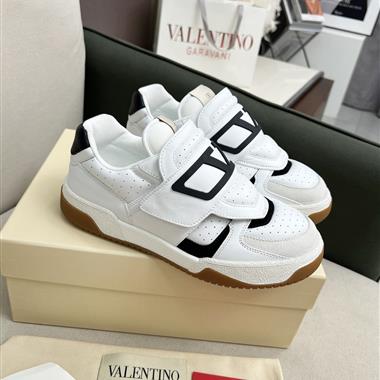 VALENTINO   2025新款女生休閒時尚鞋子