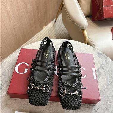 GUCCI   2025新款女生休閒時尚鞋子