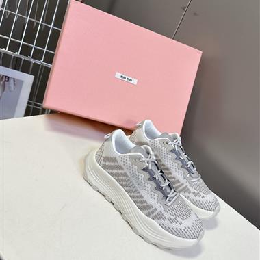 MIUMIU   2025新款女生休閒時尚鞋子