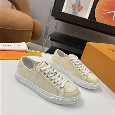 Louis Vuitton    2025新款女生休閒時尚鞋子