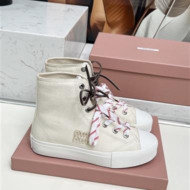 MIUMIU   2025新款女生休閒時尚鞋子