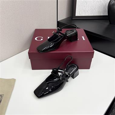 GUCCI   2025新款女生休閒時尚鞋子