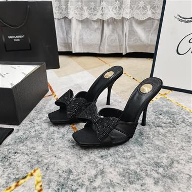 YSL   2025新款女生休閒時尚鞋子