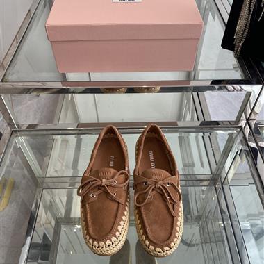 Miu Miu   2025新款女生休閒時尚鞋子
