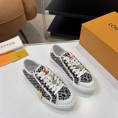 Louis Vuitton    2025新款女生休閒時尚鞋子