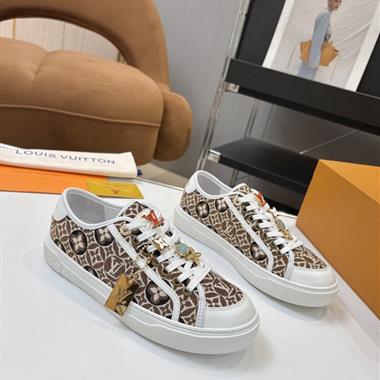Louis Vuitton    2025新款女生休閒時尚鞋子