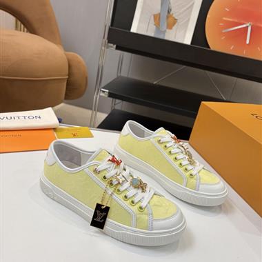 Louis Vuitton    2025新款女生休閒時尚鞋子