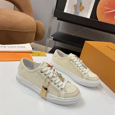 Louis Vuitton    2025新款女生休閒時尚鞋子