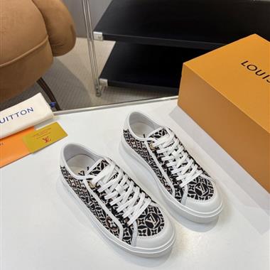 Louis Vuitton    2025新款女生休閒時尚鞋子