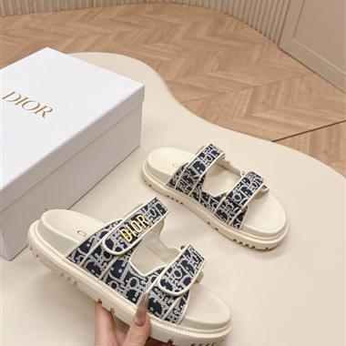 DIOR   2025新款女生休閒時尚鞋子