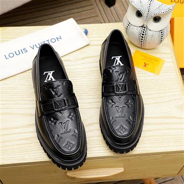 LOUIS VUITTON  2025新款男生休閒時尚鞋子