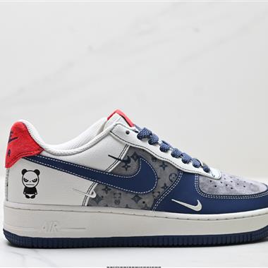 NIKE AIR FORCE 1‘07
