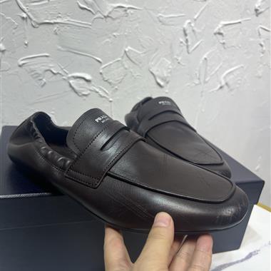 PRADA   2025新款男生休閒時尚鞋子