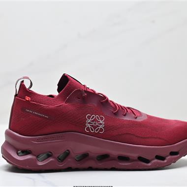 Loewe x On昂跑Cloudtilt 聯名輕量運動休閒鞋
