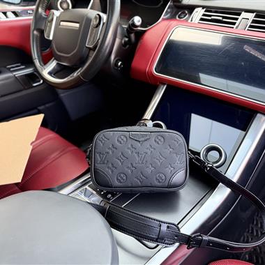 LOUIS VUITTON   2025新款男生時尚包包  尺寸：20x13x6.5CM