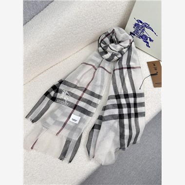 BURBERRY  2025秋冬新款時尚圍巾 尺寸：220-75