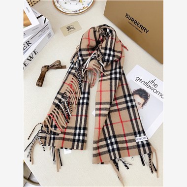 BURBERRY  2025秋冬新款時尚圍巾 尺寸：155-30