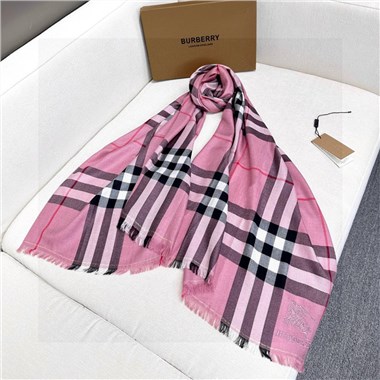 BURBERRY  2025秋冬新款時尚圍巾 尺寸：200-80