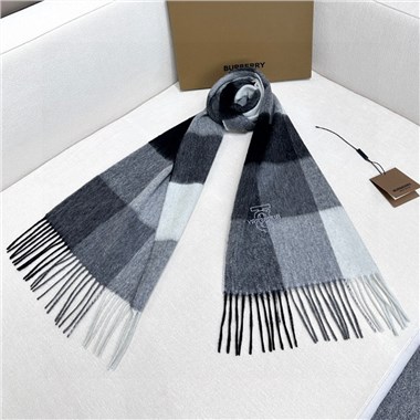 BURBERRY  2025秋冬新款時尚圍巾 尺寸：168-30