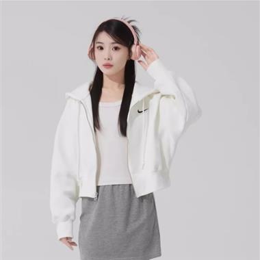 NIKE   2025秋冬新款風衣夾克外套  女生款