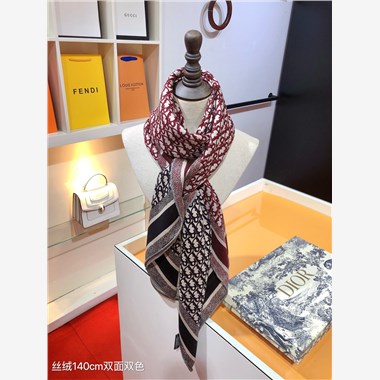 DIOR  2025秋冬新款時尚圍巾 尺寸：140-140