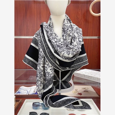 DIOR  2025秋冬新款時尚圍巾 尺寸：140-140