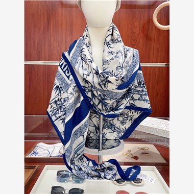 DIOR  2025秋冬新款時尚圍巾 尺寸：140-140