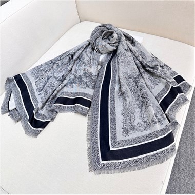 DIOR  2025秋冬新款時尚圍巾 尺寸：140-140