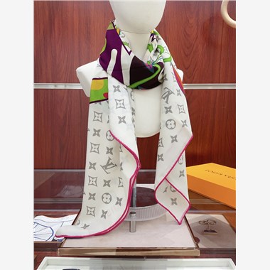 LOUIS VUITTON   2025秋冬新款時尚圍巾 尺寸：140-140