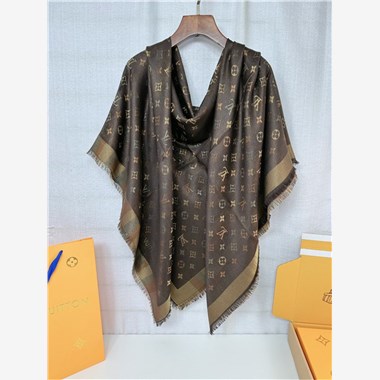  LOUIS VUITTON 2025秋冬新款時尚圍巾 尺寸：140-140 