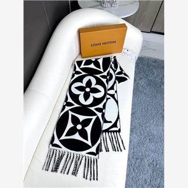  LOUIS VUITTON 2025秋冬新款時尚圍巾 尺寸：209-30
