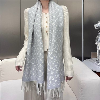  LOUIS VUITTON 2025秋冬新款時尚圍巾 尺寸：200-45