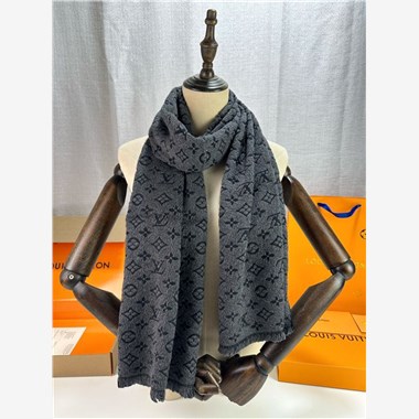  LOUIS VUITTON 2025秋冬新款時尚圍巾 尺寸：185-40
