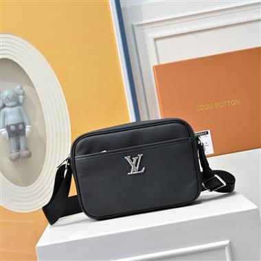 LOUIS VUITTON   2025新款男生時尚包包 尺寸:23*14CM