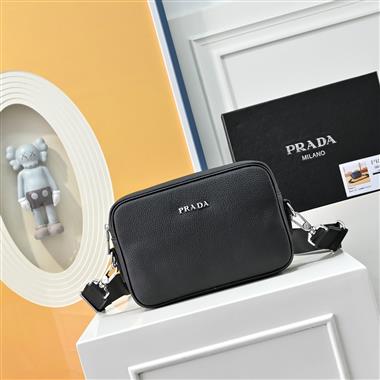 PRADA   2025新款男生時尚包包 尺寸:24x16x6CM