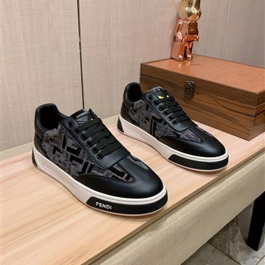 FENDI   2025新款男生休閒時尚鞋子