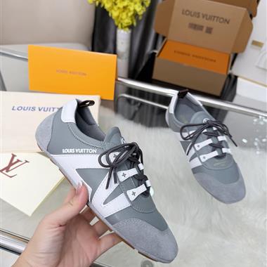 Louis Vuitton    2025新款女生休閒時尚鞋子