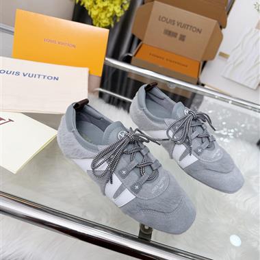 Louis Vuitton    2025新款女生休閒時尚鞋子