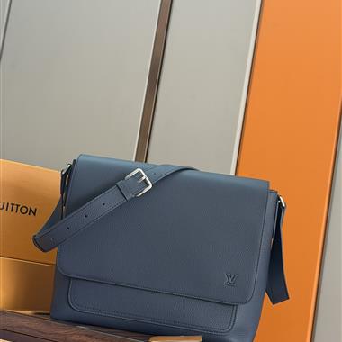 LOUIS VUITTON   2025新款男生時尚包包 尺寸：29x 12 x 33CM