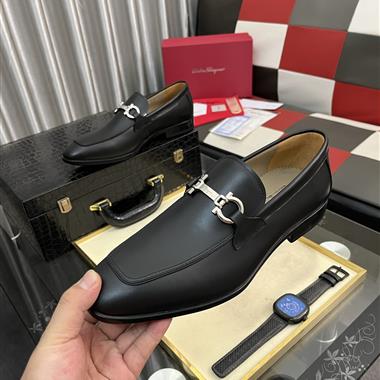 Ferragamo   2025新款男生休閒時尚鞋子