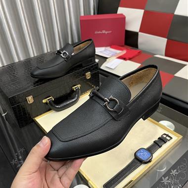 Ferragamo   2025新款男生休閒時尚鞋子
