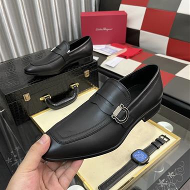Ferragamo   2025新款男生休閒時尚鞋子