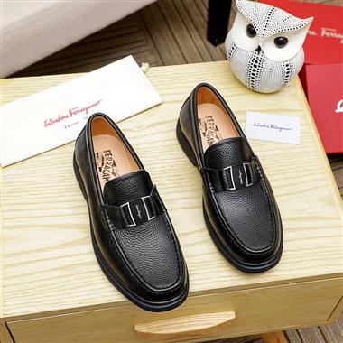 Ferragamo   2025新款男生休閒時尚鞋子