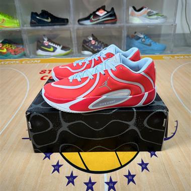 Nike AIR JORDAN TATUM 4 輕量化緩震實戰籃球鞋！