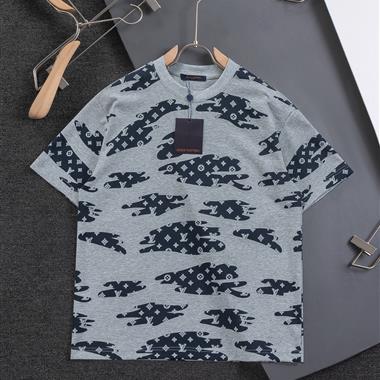 LouisVuitton   2026春季新款短袖T恤  尺寸偏大