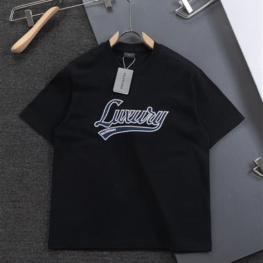 Balenciaga    2026春季新款短袖T恤  尺寸偏大