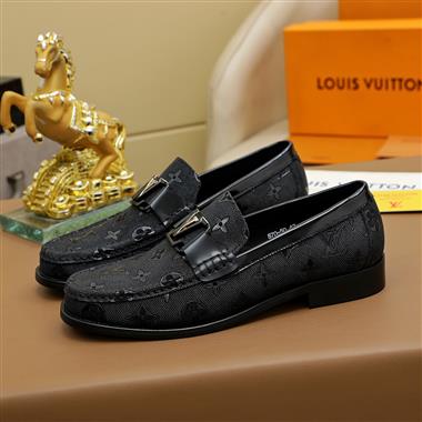 LOUIS VUITTON  2025新款男生休閒時尚鞋子