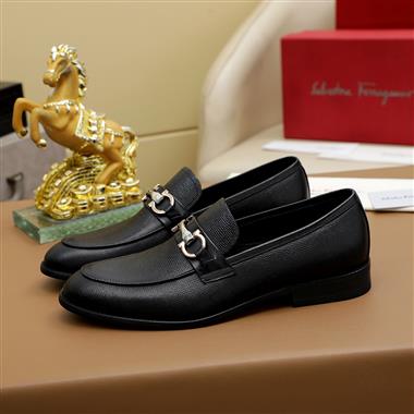 Ferragamo   2025新款男生休閒時尚鞋子